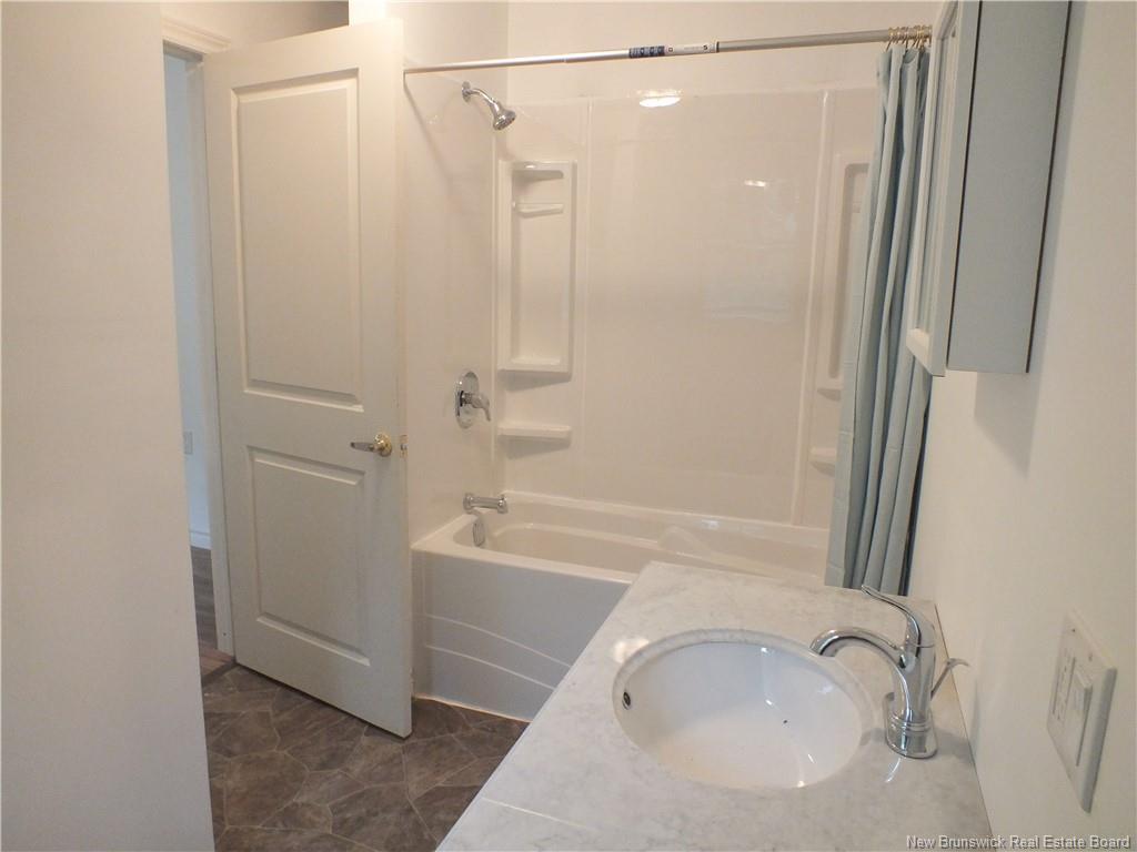 90 Weston Rd, Weston, NB