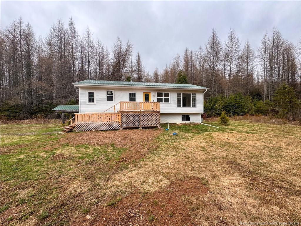 90 Weston Rd, Weston, NB
