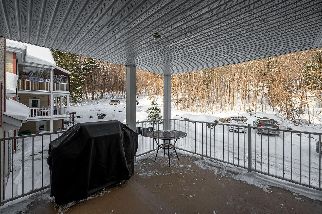 Balcon - 636 Ch. Des Frênes, Piedmont, QC - Outdoor With Exterior