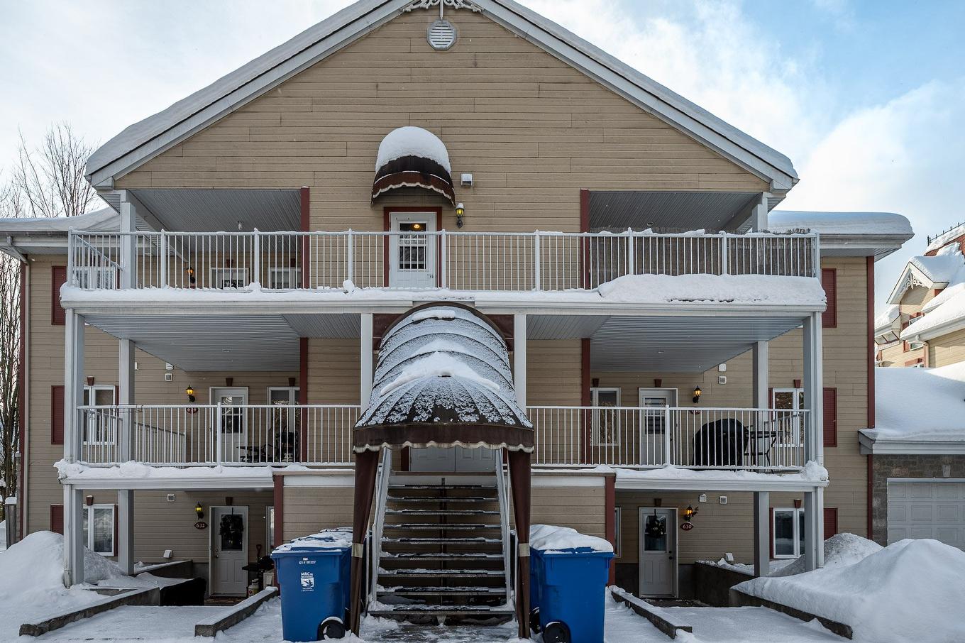 Façade - 636 Ch. Des Frênes, Piedmont, QC - Outdoor