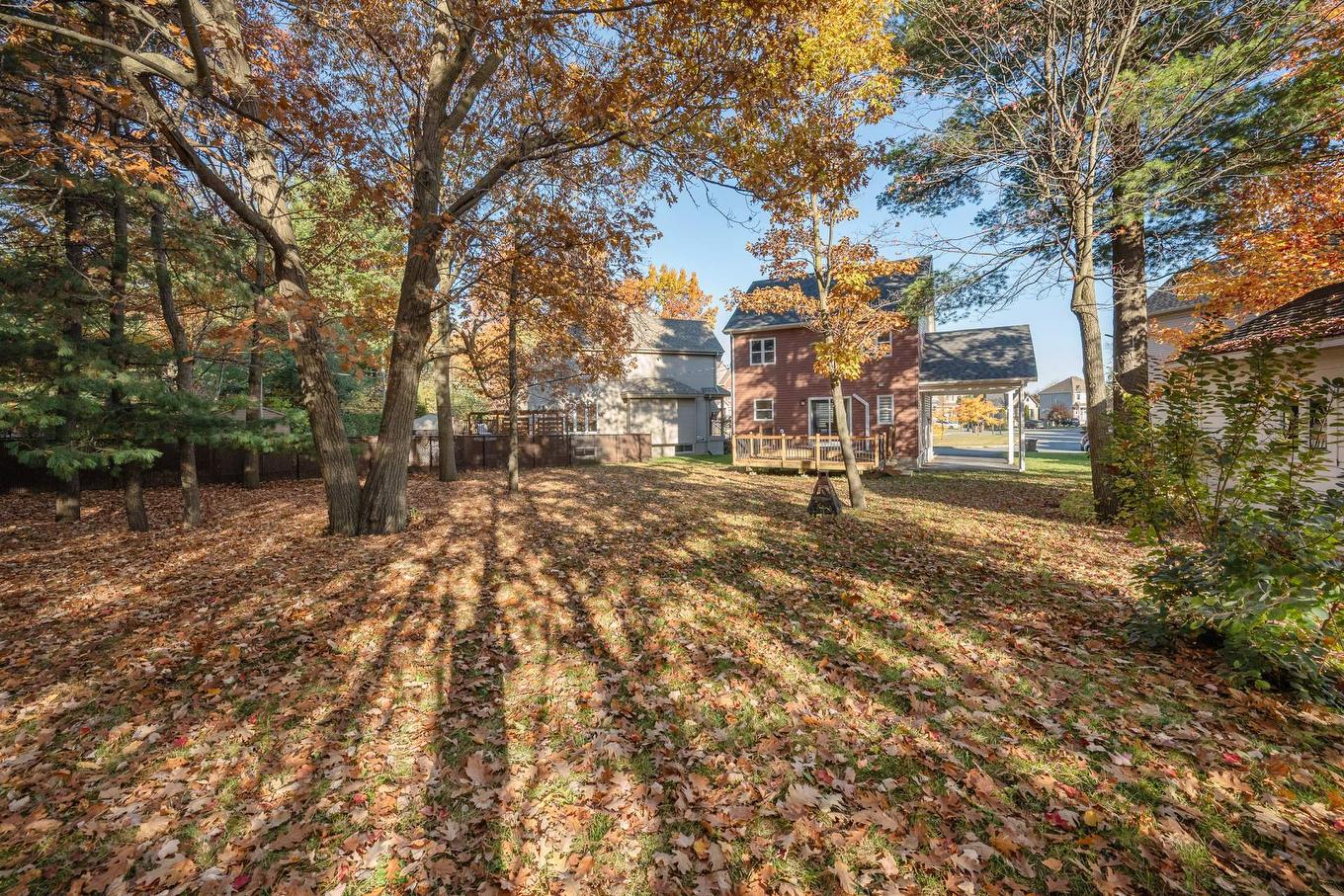 Cour - 37 Rue De L'Émeraude, Saint-Jean-Sur-Richelieu, QC - Outdoor