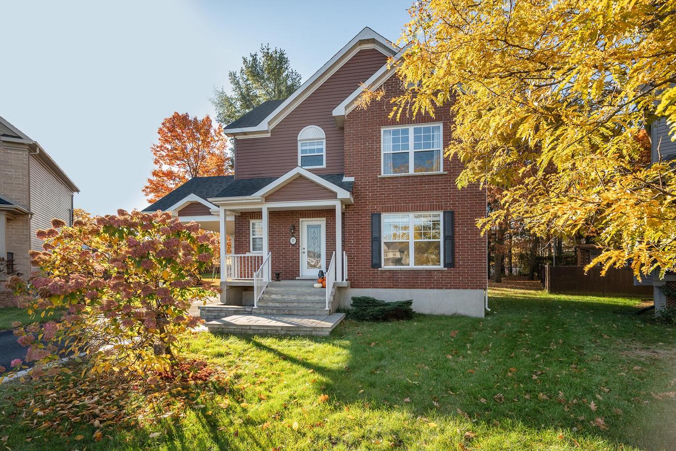 Façade - 37 Rue De L'Émeraude, Saint-Jean-Sur-Richelieu, QC - Outdoor