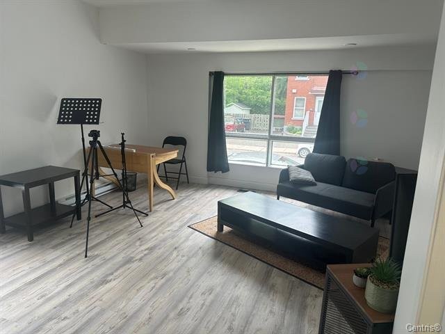 Interior - 101-386 Rue De Gentilly O., Longueuil (Le Vieux-Longueuil), QC - Indoor Photo Showing Living Room
