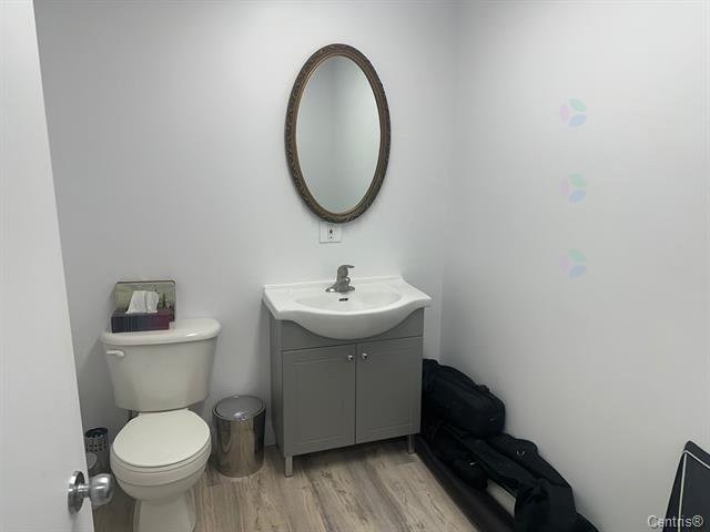 Bathroom - 101-386 Rue De Gentilly O., Longueuil (Le Vieux-Longueuil), QC - Indoor Photo Showing Bathroom