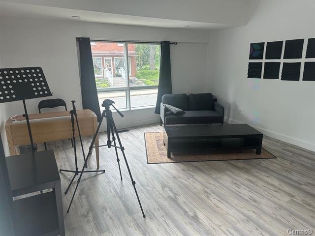 Interior - 101-386 Rue De Gentilly O., Longueuil (Le Vieux-Longueuil), QC - Indoor Photo Showing Living Room