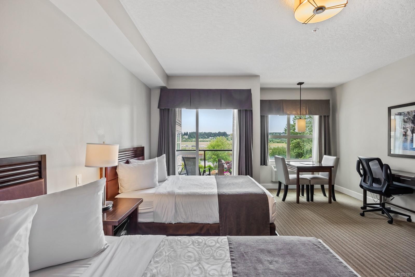 208A-D-1730 Riverside Lane, Courtenay, BC - Indoor Photo Showing Bedroom
