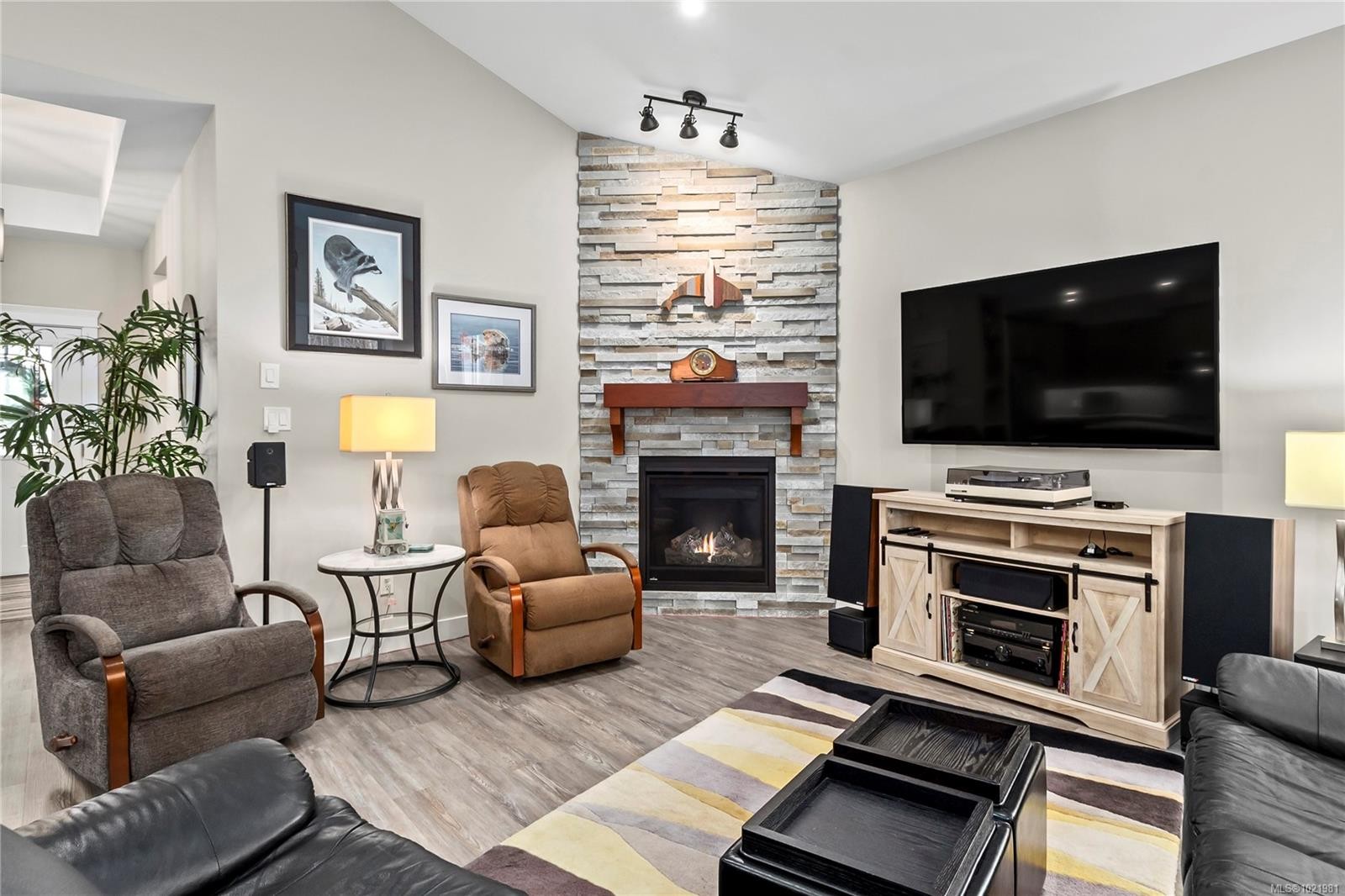 15 Nikola Rd, Campbell River, BC