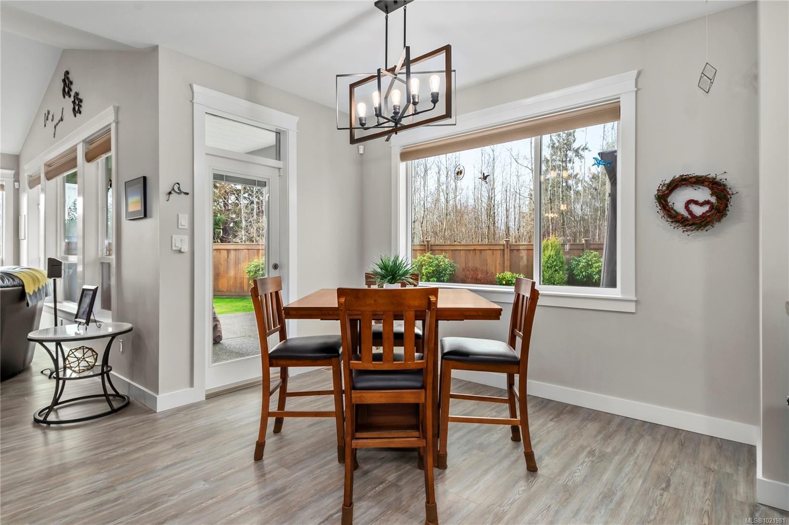 15 Nikola Rd, Campbell River, BC