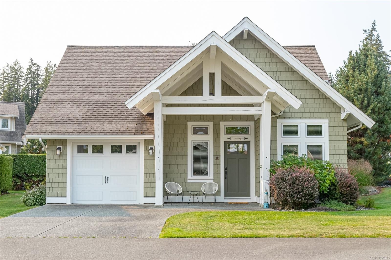 45-5251 Island Hwy West, Qualicum Beach, BC