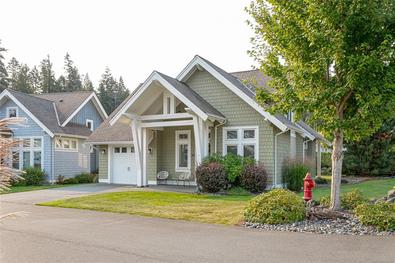 45-5251 Island Hwy West, Qualicum Beach, BC