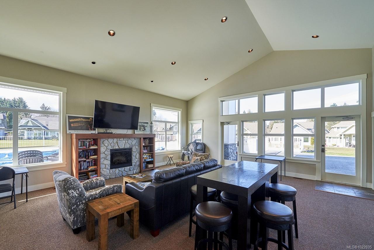 45-5251 Island Hwy West, Qualicum Beach, BC