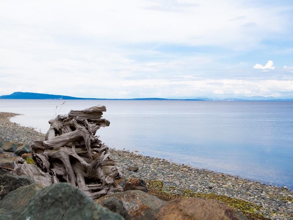 45-5251 Island Hwy West, Qualicum Beach, BC