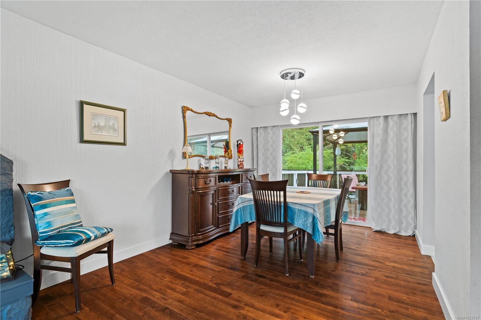 7554 Superior Rd, Lantzville, BC