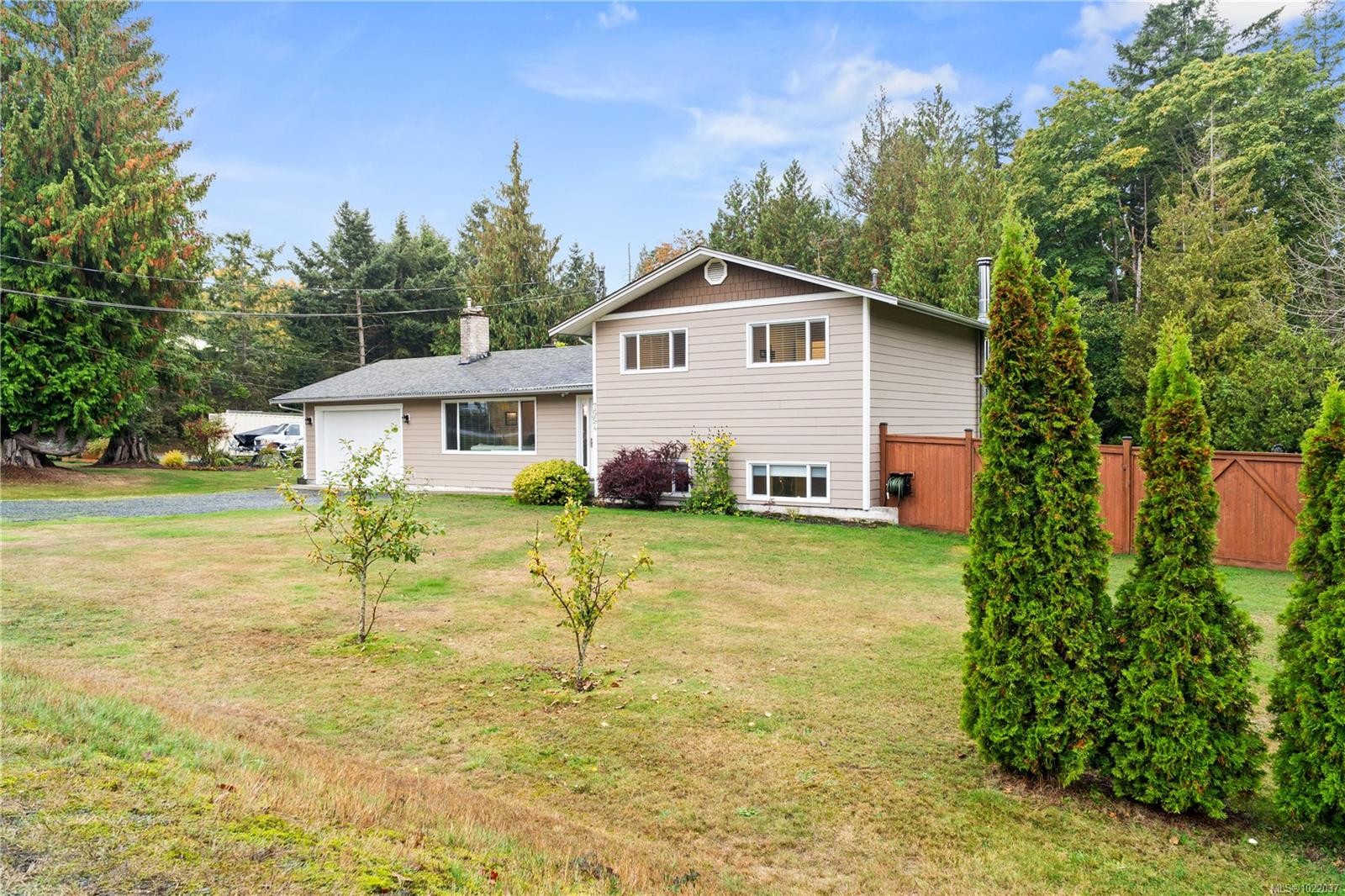 7554 Superior Rd, Lantzville, BC