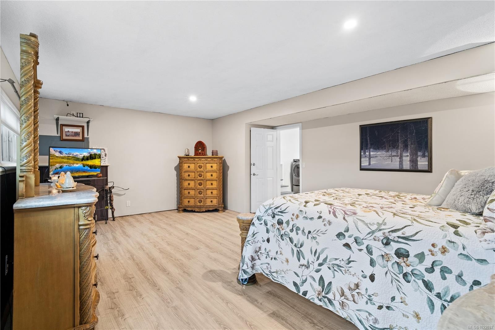 7554 Superior Rd, Lantzville, BC