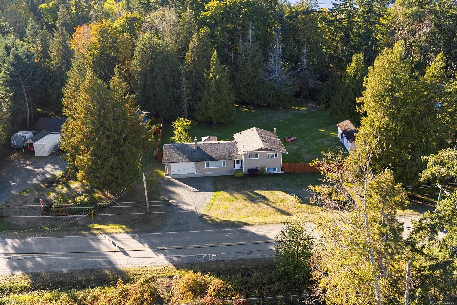 7554 Superior Rd, Lantzville, BC