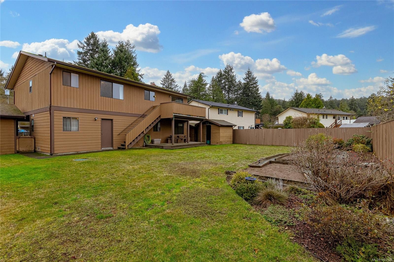 2735 Lakehurst Dr, Langford, BC