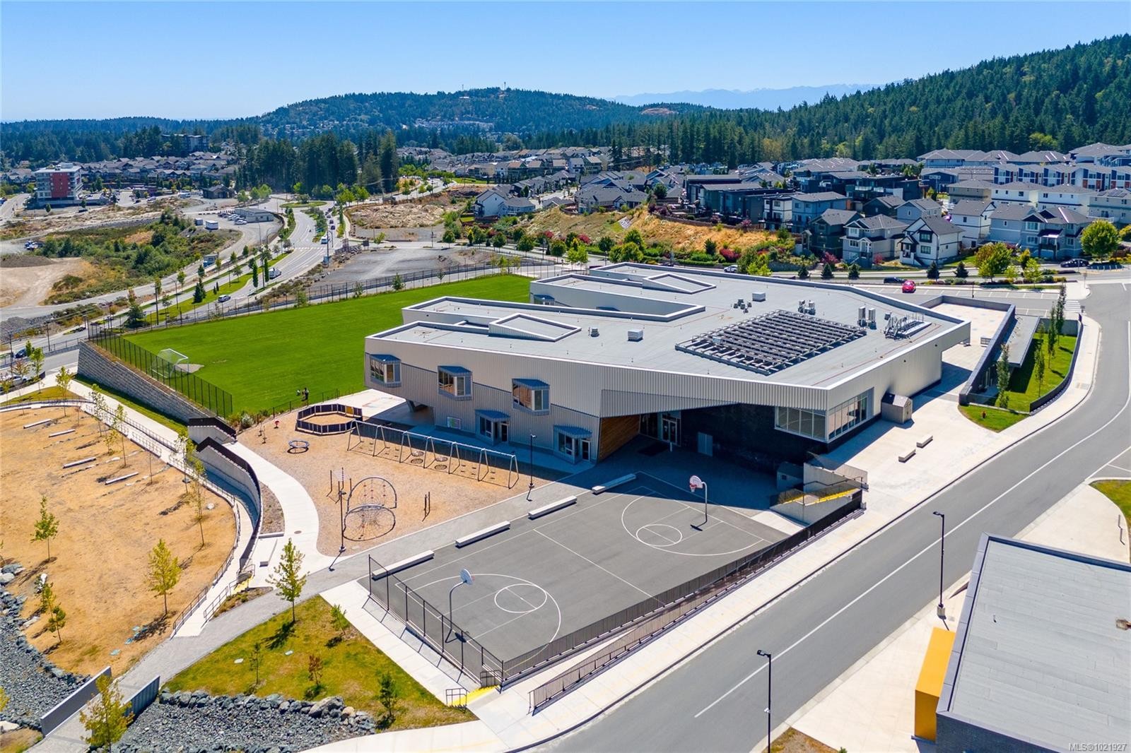 2735 Lakehurst Dr, Langford, BC