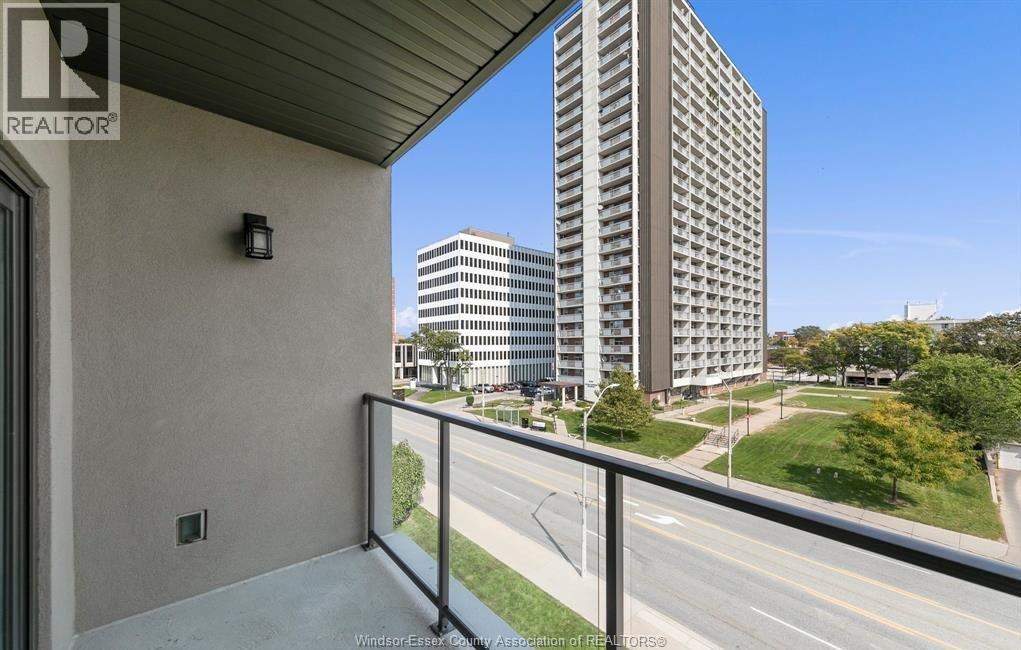 955 Ouellette Avenue Unit# 205, Windsor, ON - Outdoor With Balcony