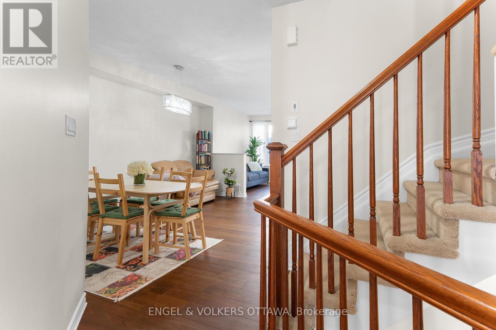 622 Moorpark Avenue, Ottawa, ON - Indoor Photo Showing Other Room