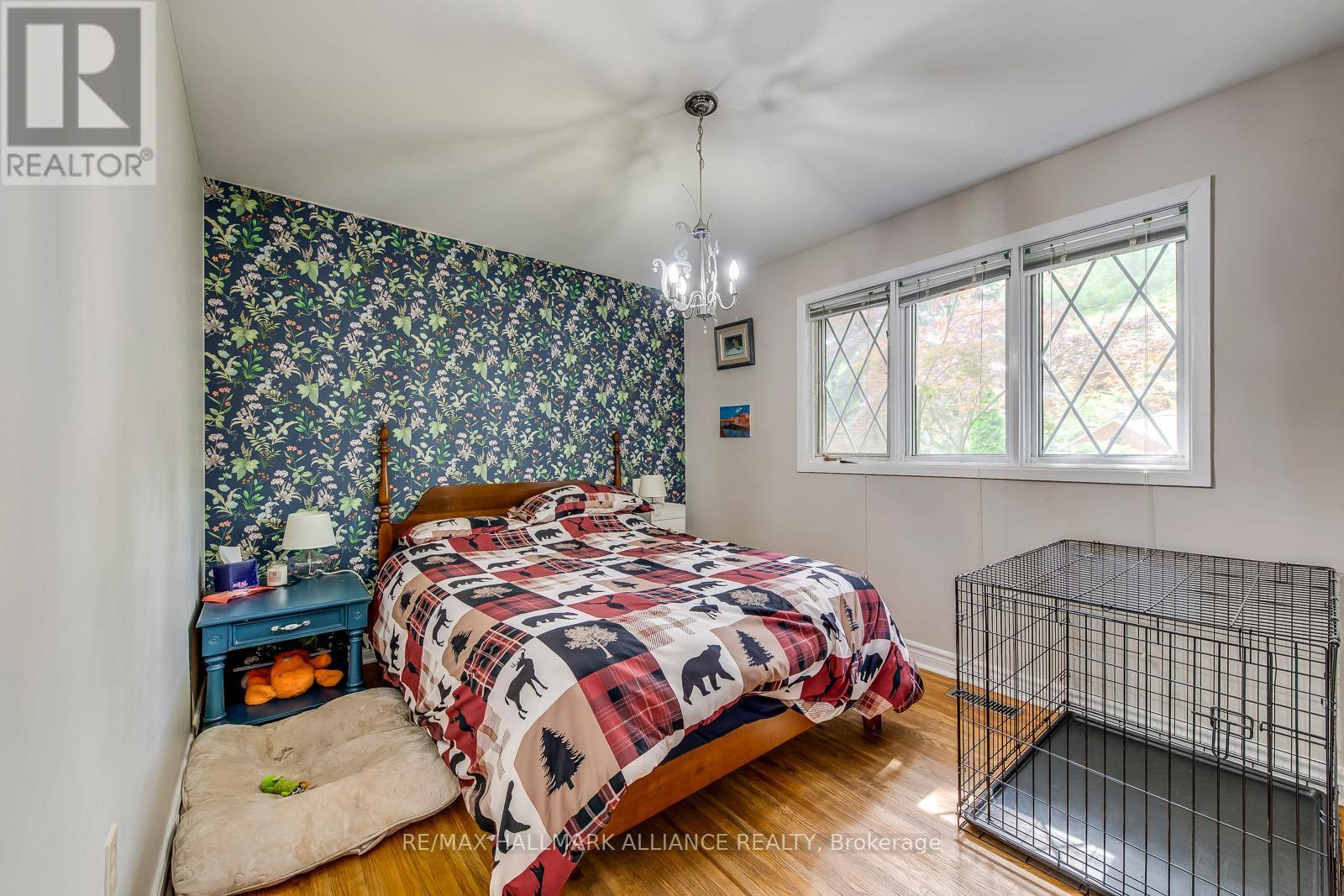 463 Drummond Road, Oakville (Mo Morrison), ON - Indoor Photo Showing Bedroom