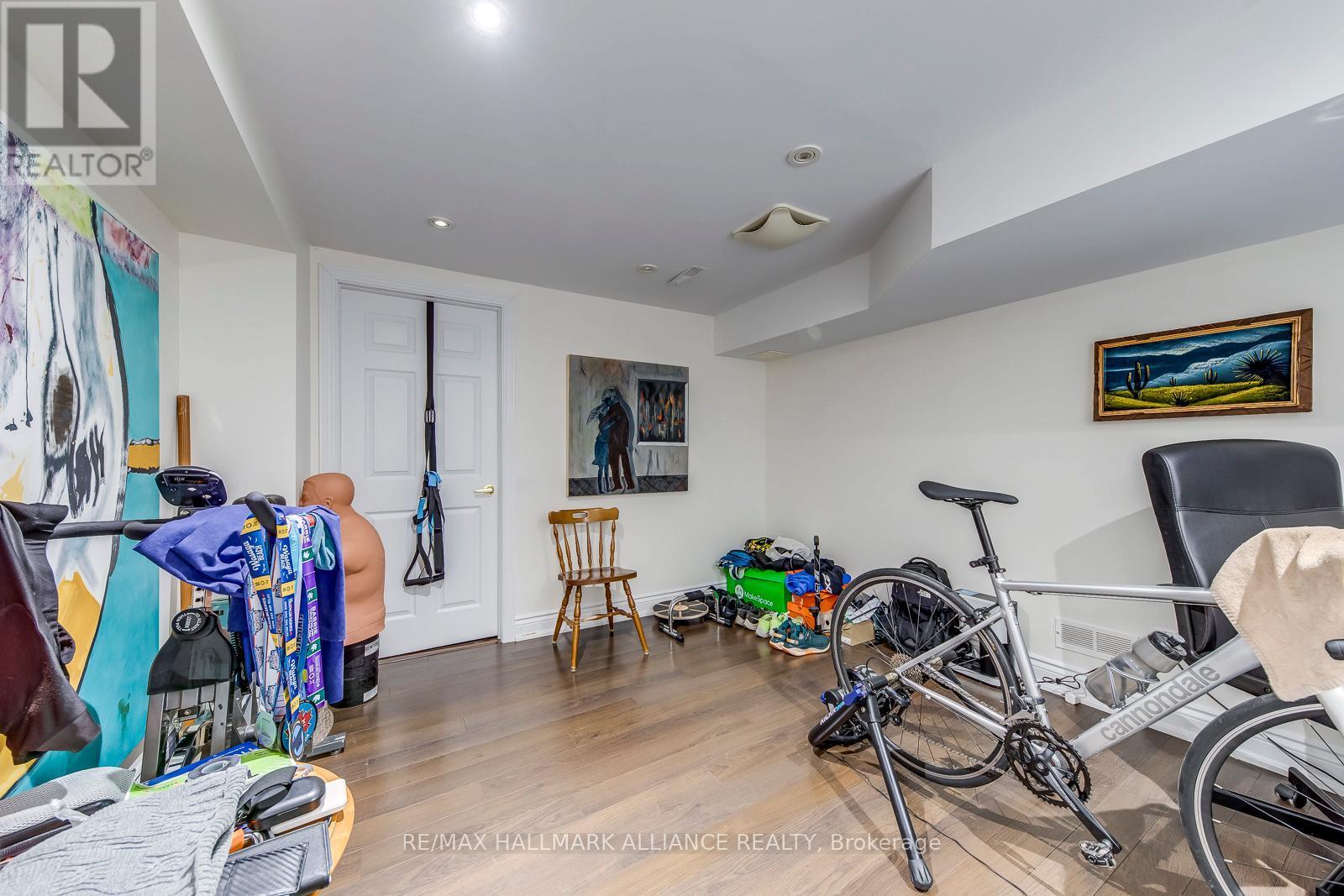 463 Drummond Road, Oakville (Mo Morrison), ON - Indoor