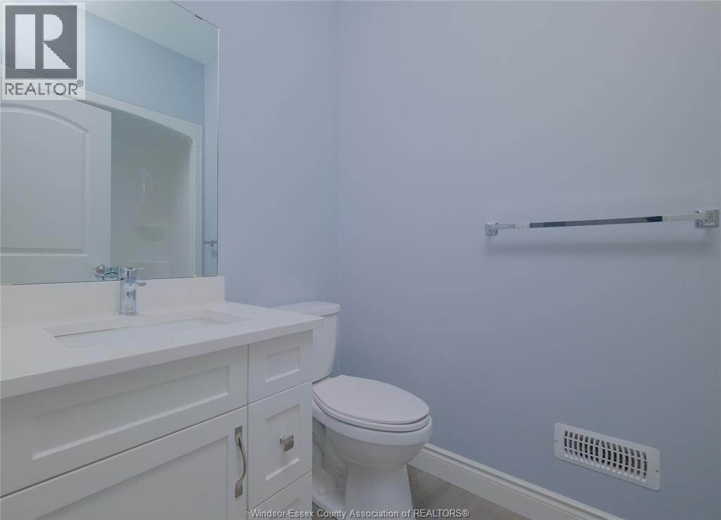 505 Water Road, Amherstburg, ON - Indoor Photo Showing Bathroom