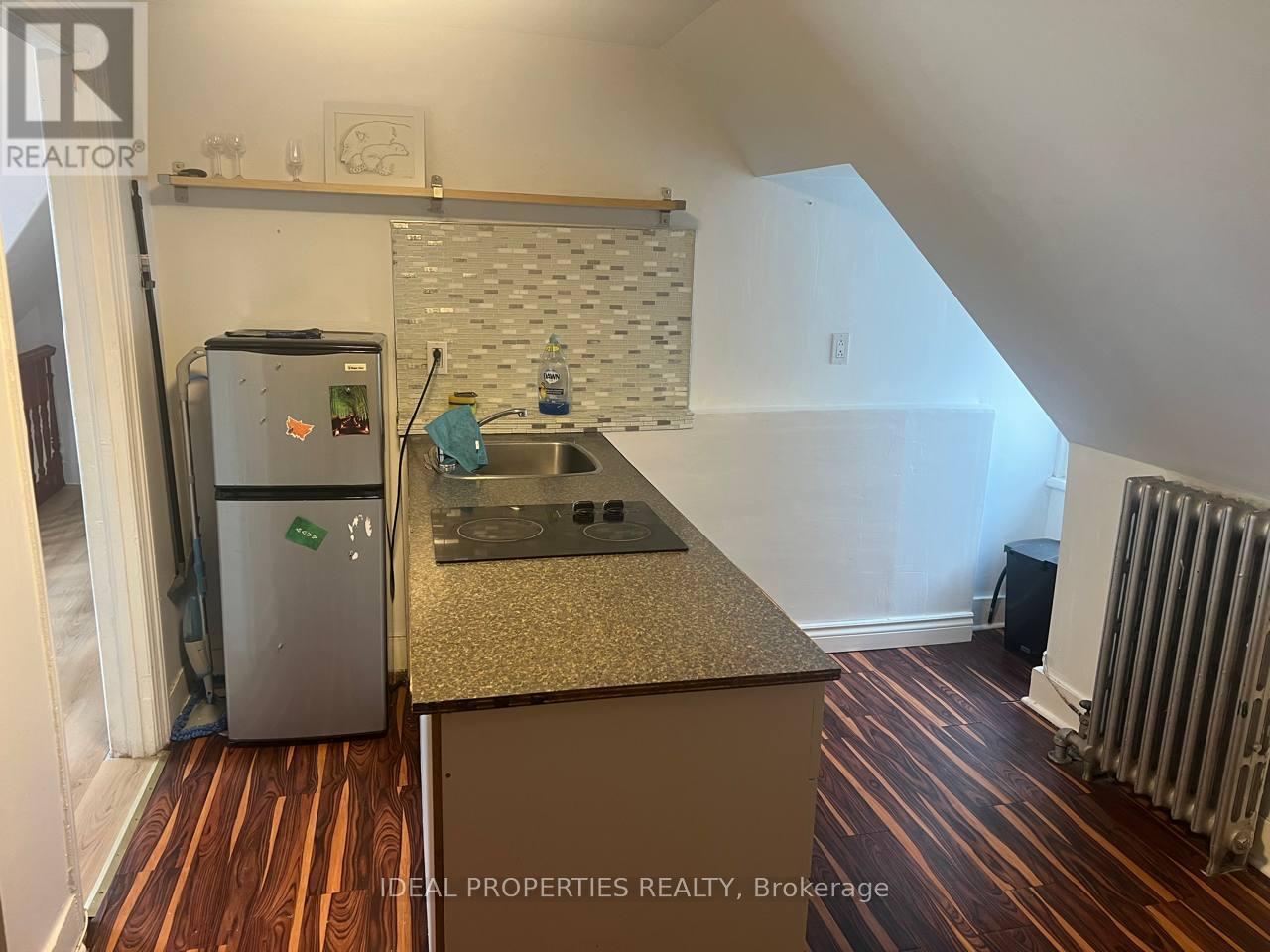 5 - 277 Bronson Avenue, Ottawa, ON