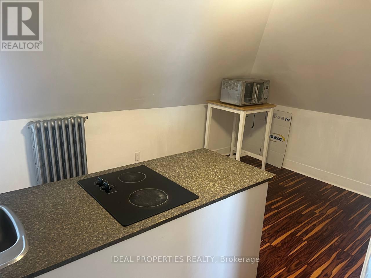 5 - 277 Bronson Avenue, Ottawa, ON