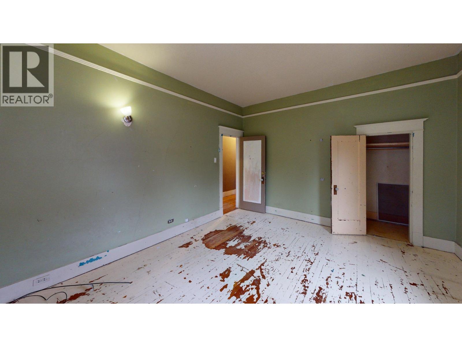 167 Old Rossland Avenue, Trail, BC - Indoor