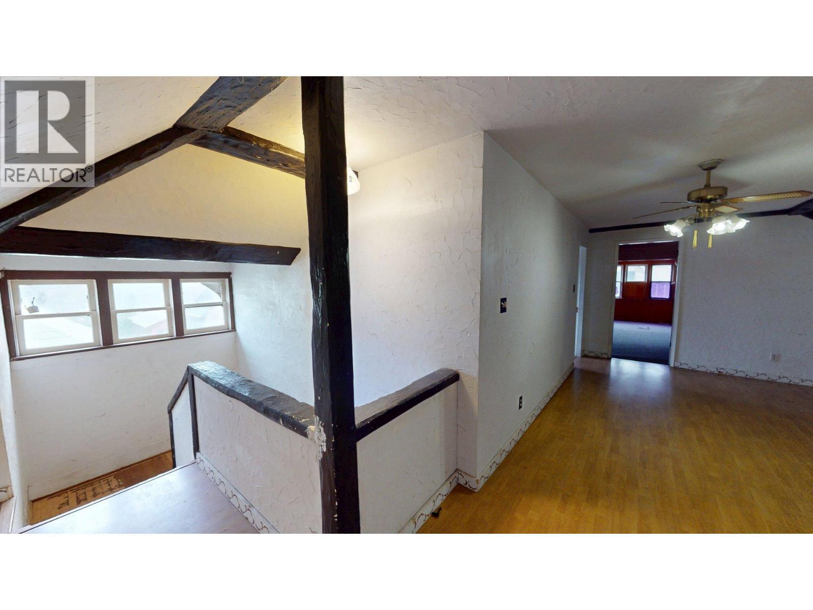 167 Old Rossland Avenue, Trail, BC - Indoor Photo Showing Other Room