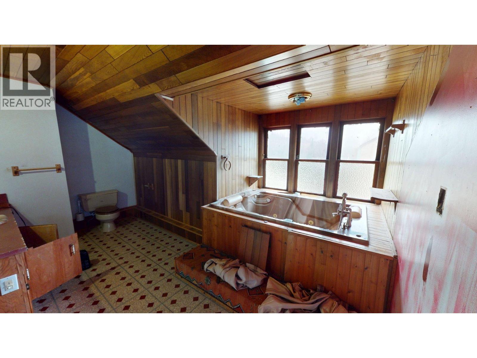 167 Old Rossland Avenue, Trail, BC - Indoor Photo Showing Other Room