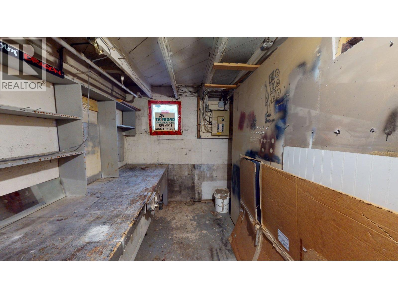 167 Old Rossland Avenue, Trail, BC - Indoor Photo Showing Basement