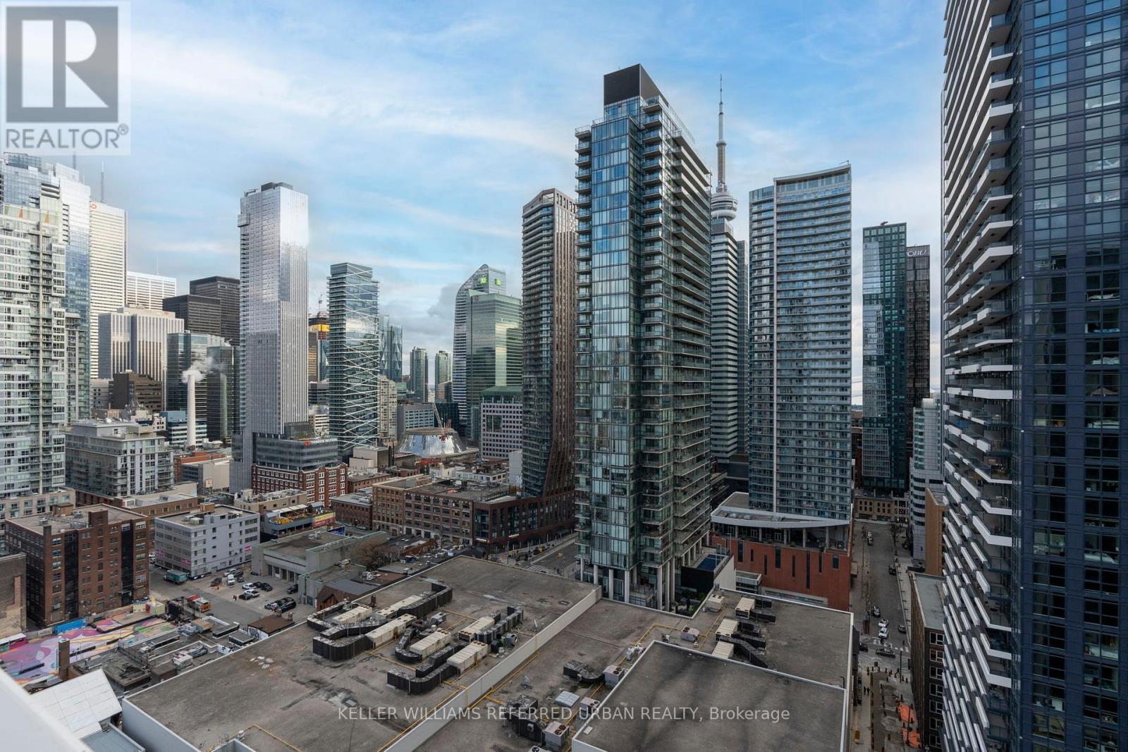 2307 - 318 Richmond Street W, Toronto, ON - Outdoor With Facade