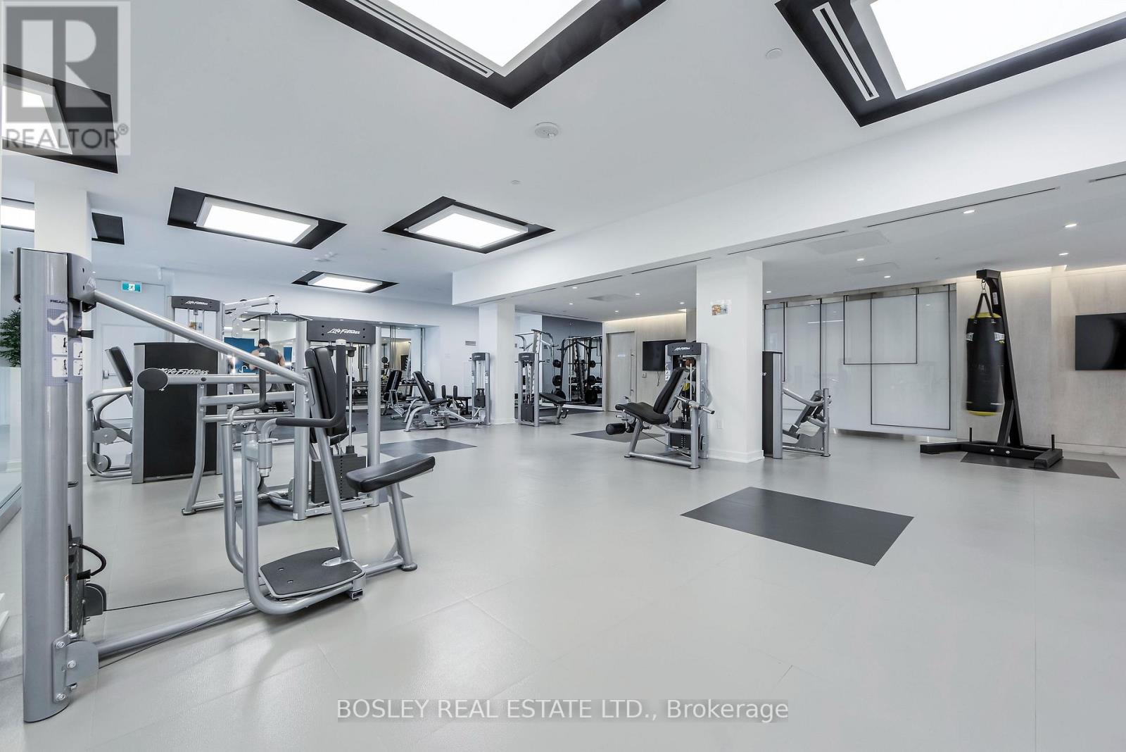 3108 - 99 Broadway Avenue, Toronto, ON - Indoor Photo Showing Gym Room