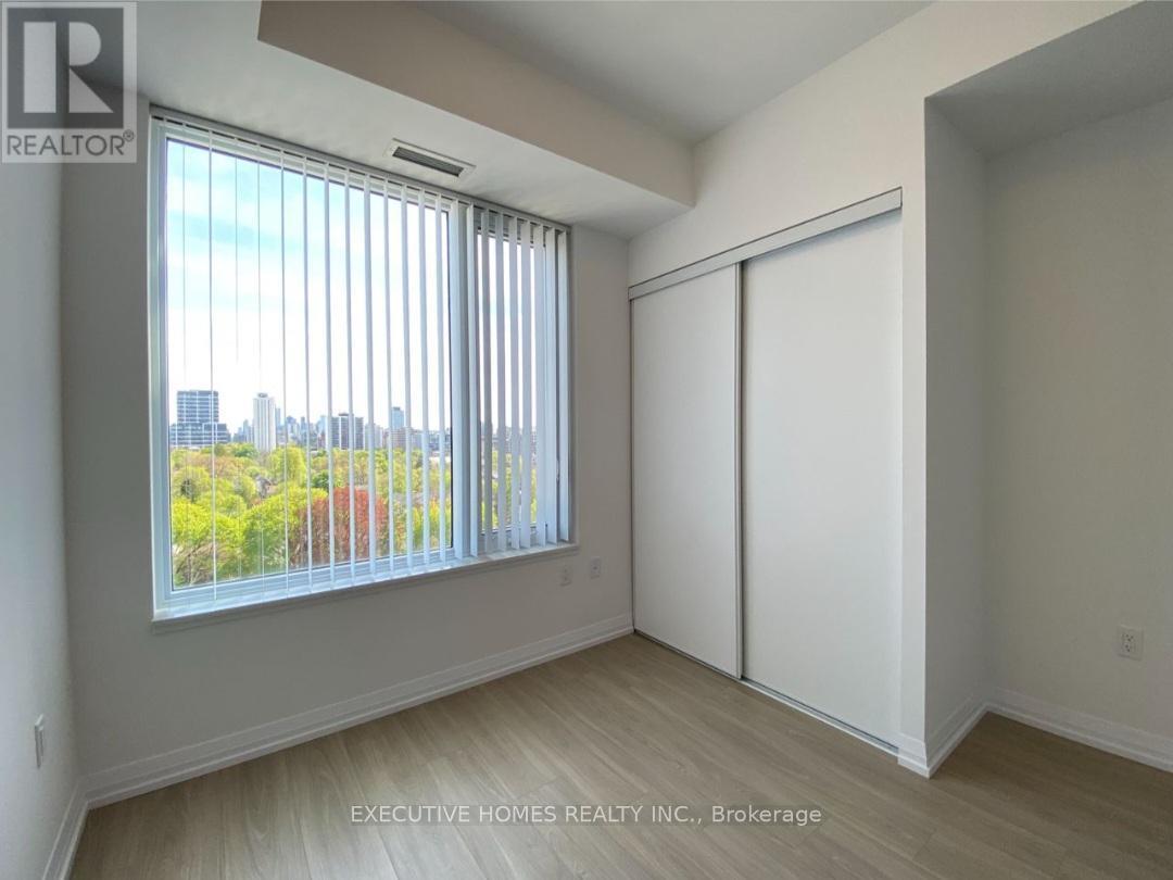 1109 - 25 Holly Street, Toronto, ON - Indoor Photo Showing Other Room