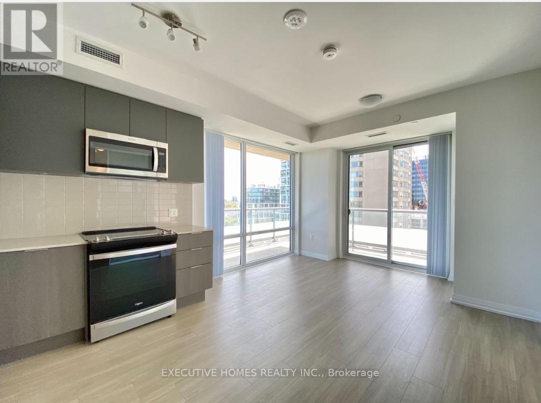 1109 - 25 Holly Street, Toronto, ON - Indoor