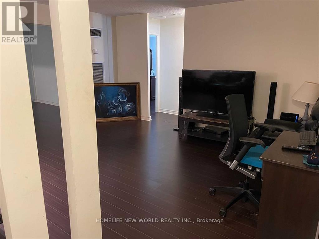 1503 - 633 Bay Street, Toronto, ON - Indoor Photo Showing Other Room