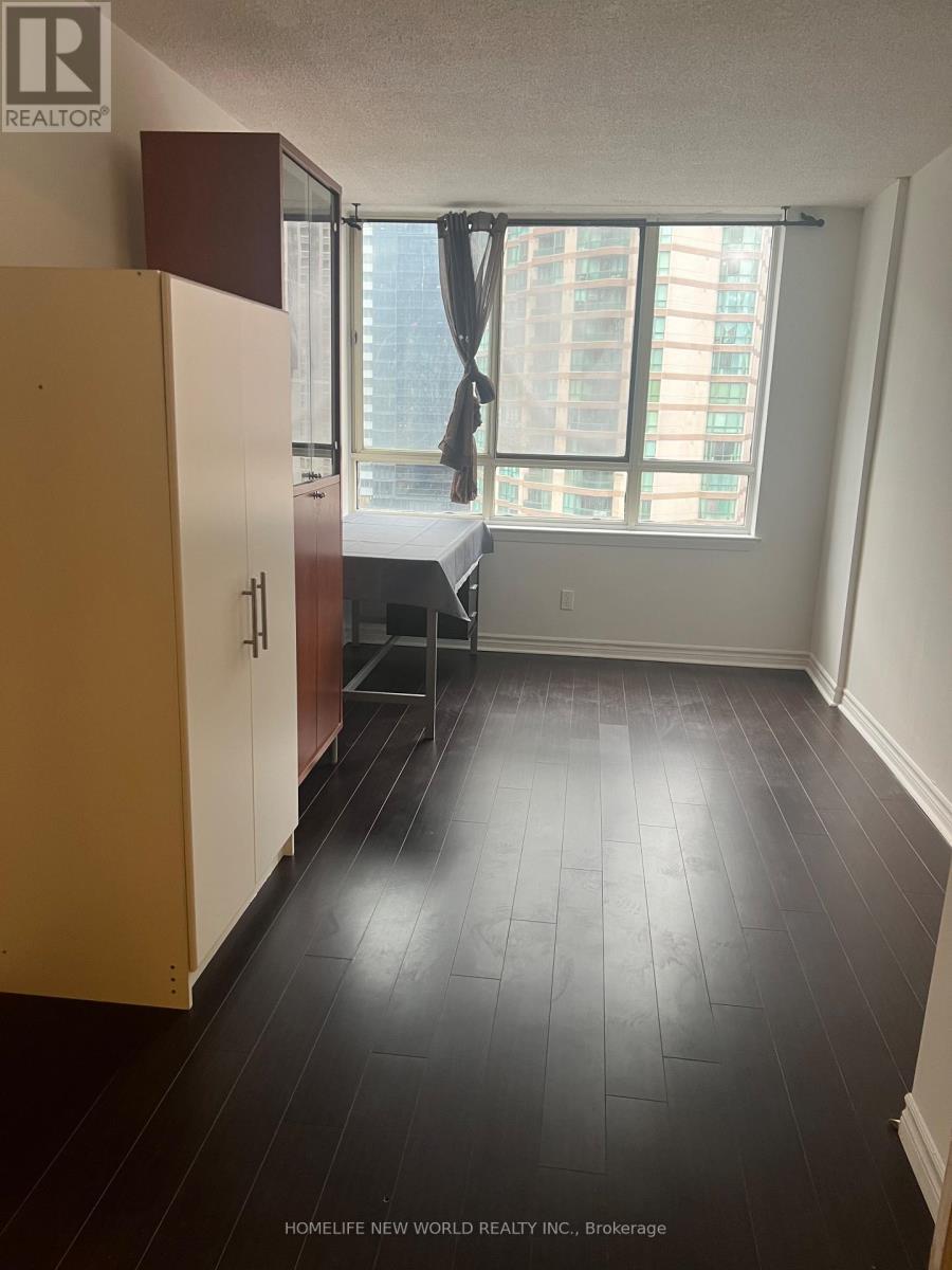 Den - 1503 - 633 Bay Street, Toronto, ON - Indoor