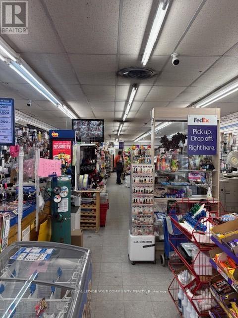 2782 Victoria Park Avenue, Toronto, ON