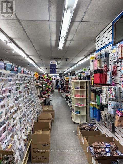 2782 Victoria Park Avenue, Toronto, ON