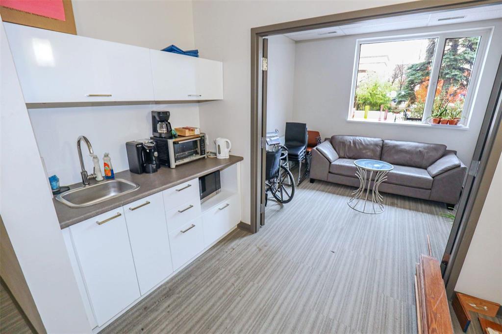 309 99 Wellington Crescent, Winnipeg, MB - Indoor