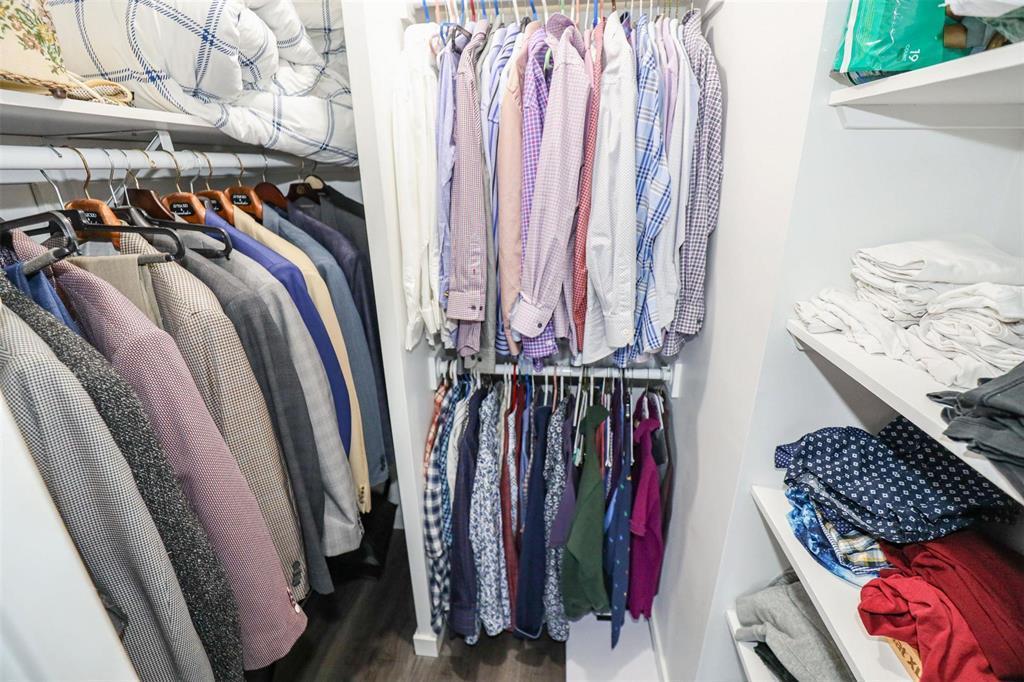 309 99 Wellington Crescent, Winnipeg, MB - Indoor With Storage