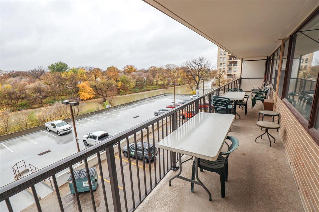 309 99 Wellington Crescent, Winnipeg, MB - Outdoor With Balcony With Exterior