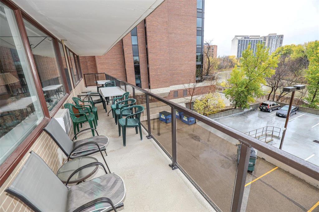 309 99 Wellington Crescent, Winnipeg, MB - Outdoor With Balcony