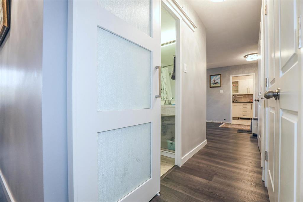 309 99 Wellington Crescent, Winnipeg, MB - Indoor Photo Showing Other Room