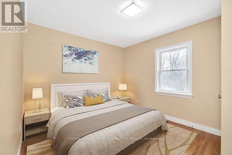 21 Lynvalley Crescent, Toronto, ON - Indoor Photo Showing Bedroom