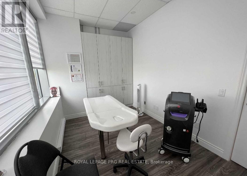 228 - 7777 Weston Road, Vaughan, ON