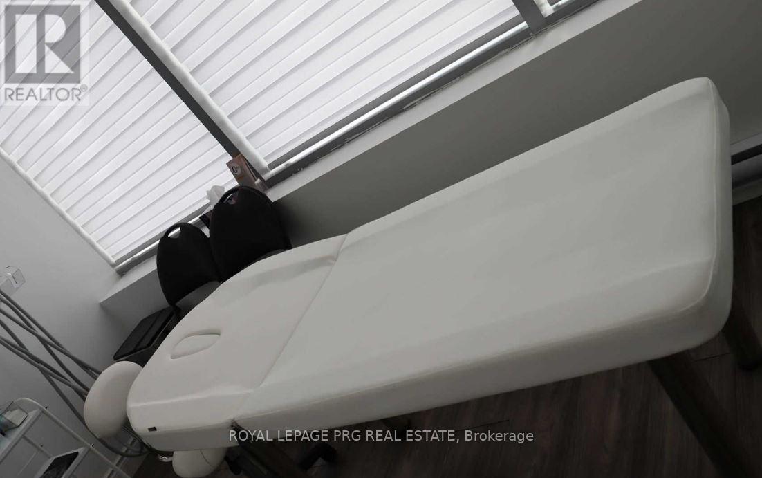 228 - 7777 Weston Road, Vaughan, ON