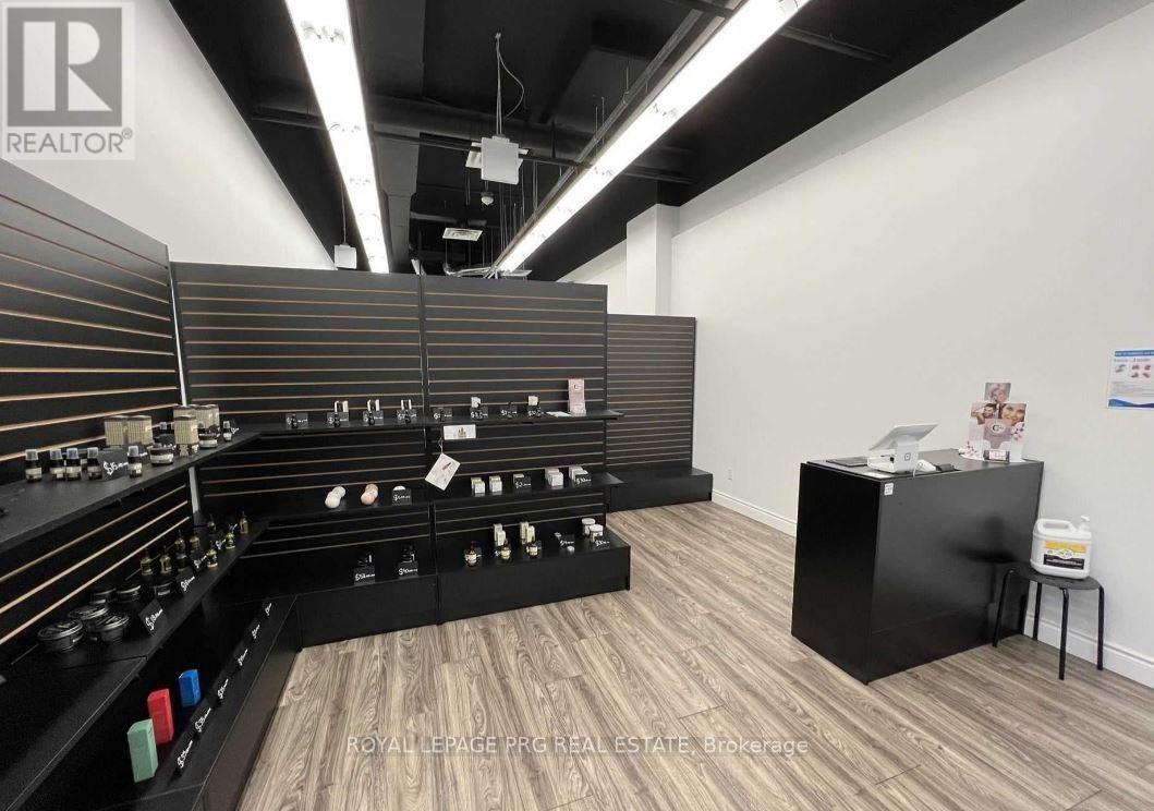 228 - 7777 Weston Road, Vaughan, ON